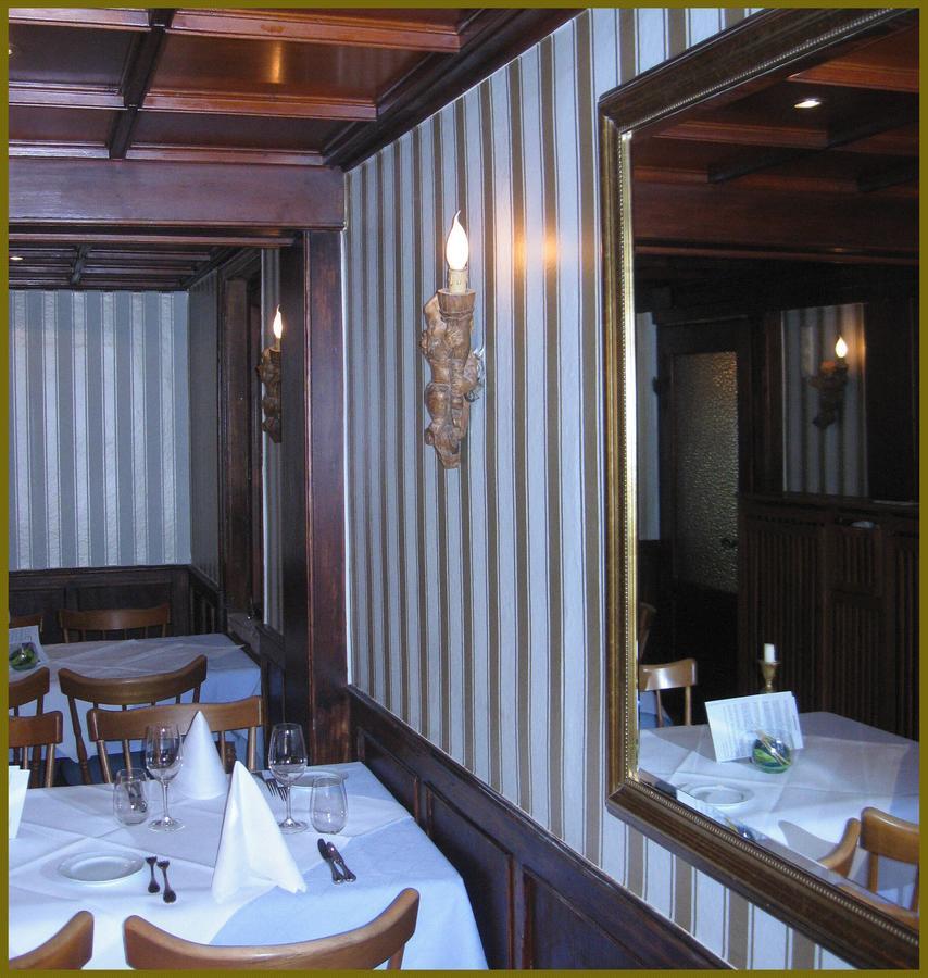 Goldner Engel, Restaurant - Hotel - Metzgerei Laudenbach  Bagian luar foto